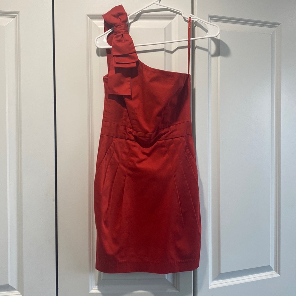 French Connection one shoulder cocktail dress in burnt orange. Size 0. EUC.